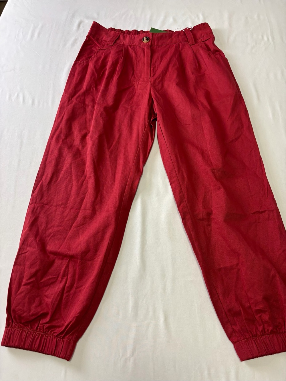 HALARA Crimson High-Waist Casual Capris Pants